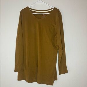 Isaac Mirahi live essentials long sleeve shirt 🛍